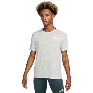 Dri-FIT Trail Solar Chase T-shirt
