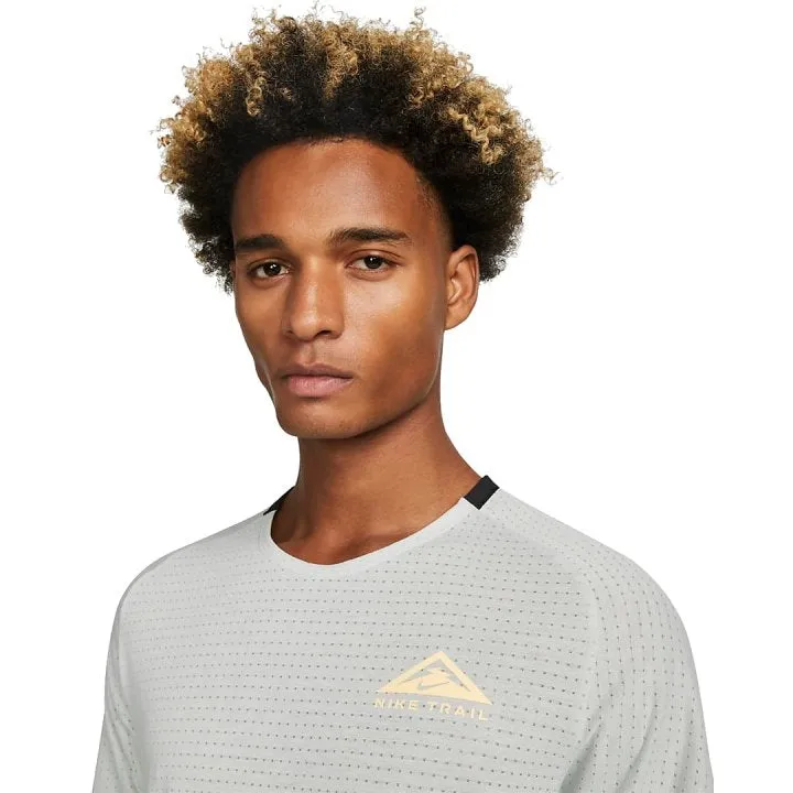 Dri-FIT Trail Solar Chase T-shirt