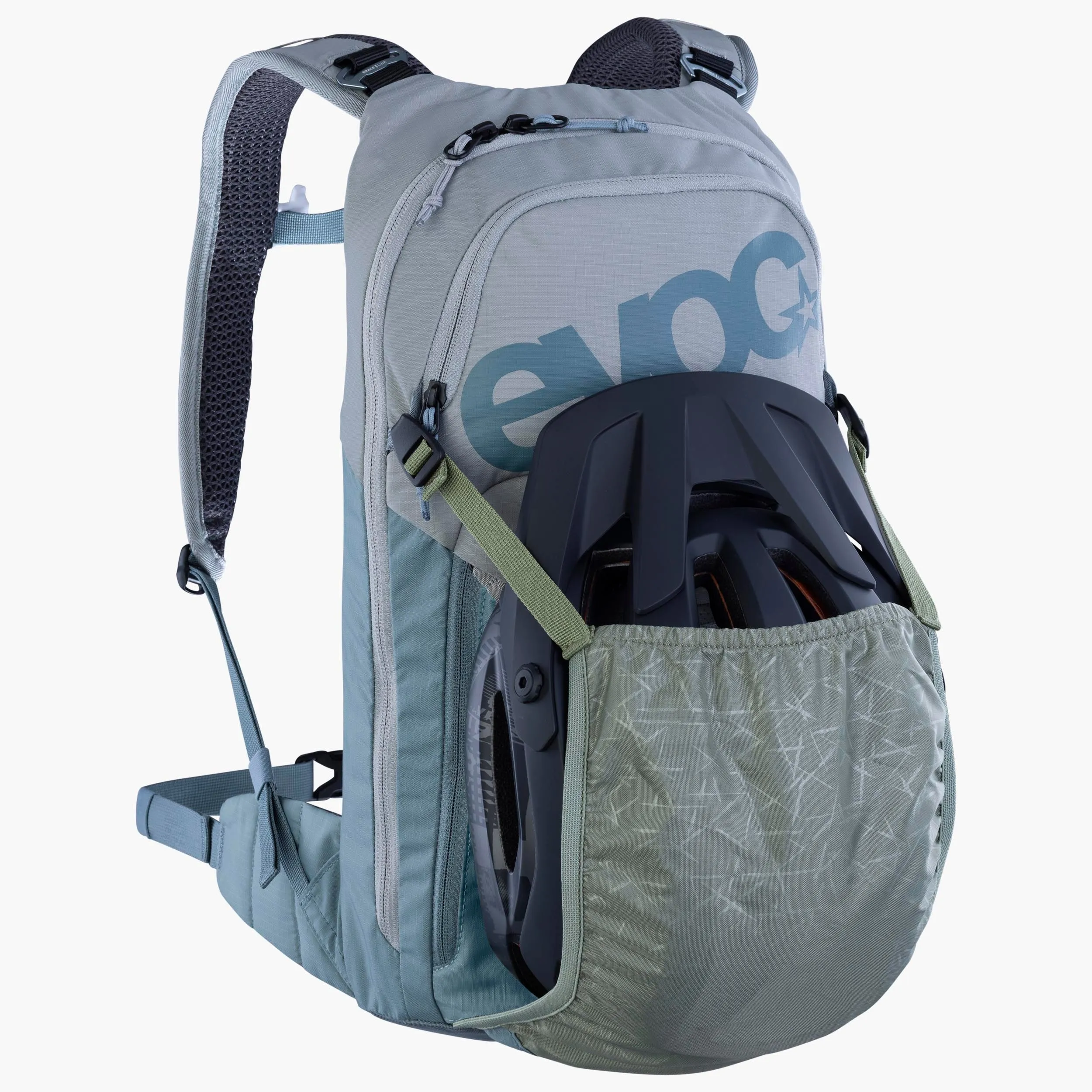 STAGE 6   HYDRATION BLADDER 2